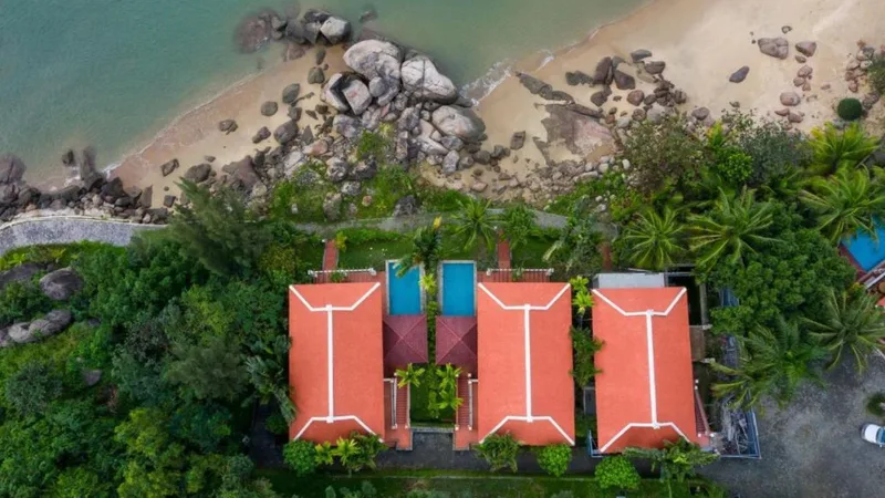 best beach resorts in Da Nang.