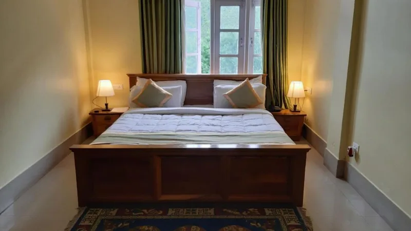 best hotels in Dirang
