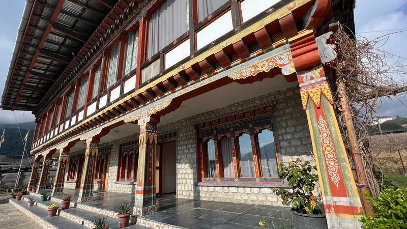 Best Hotels in Jakar