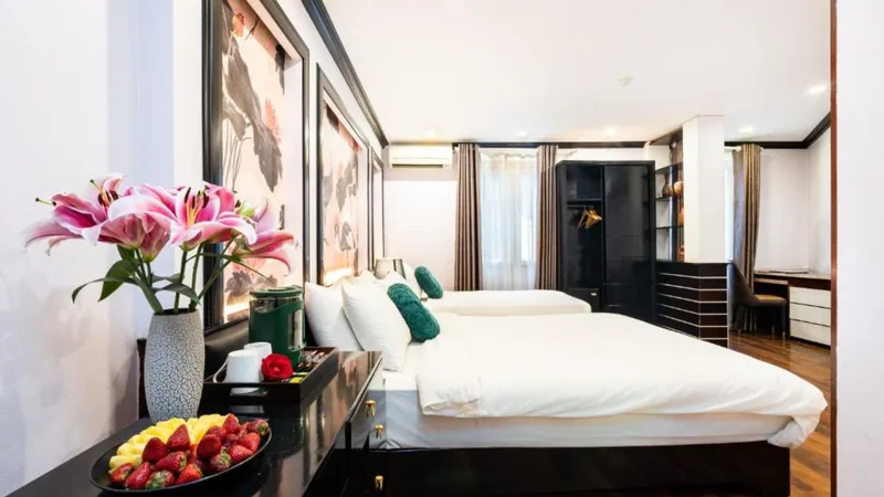 Best Hotels in Old Quarter