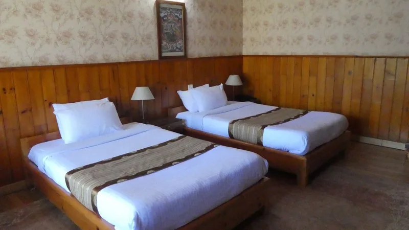 best hotels in Trongsa