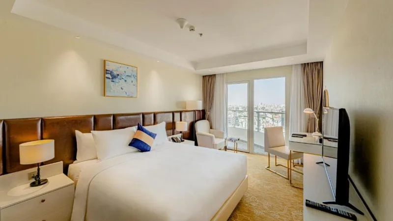 Best Hotels near Ben Thanh Market
