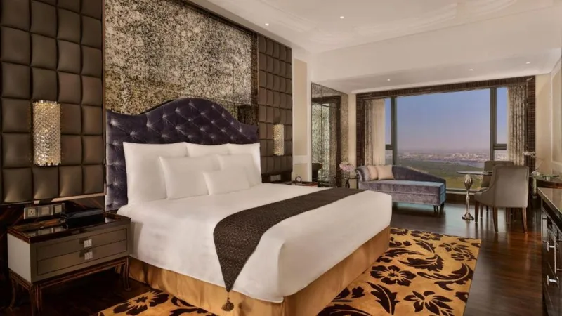 Best Hotels near Ben Thanh Market