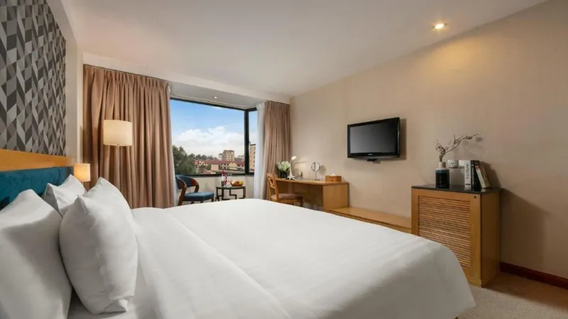 best hotels with pool in Hanoi,Hotels with Pool in Hanoi,best hotels with pools in Hanoi,best hotels in Hanoi with pools,best hotels with swimming pool in Hanoi