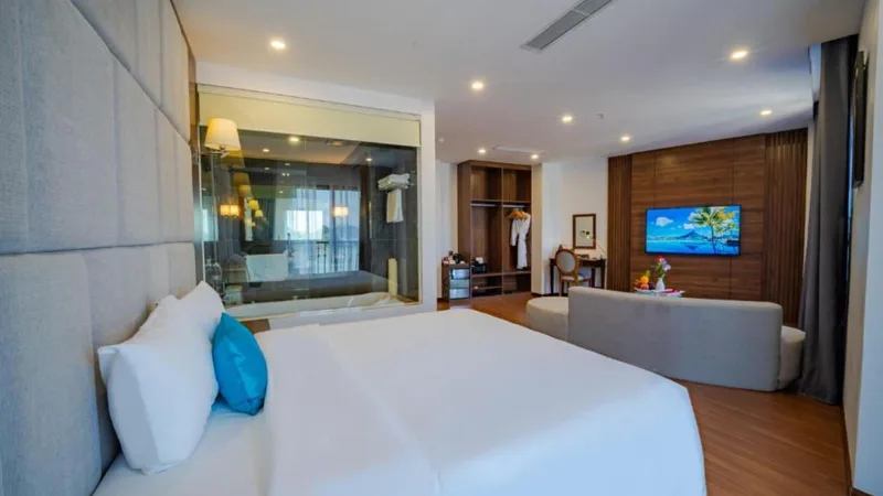 best hotels with private beach in HaLong Bay,hotels with a private beach in Halong Bay,beach hotels in Halong Bay,best beach hotels in Halong Bay,hotels with private beaches in Halong Bay