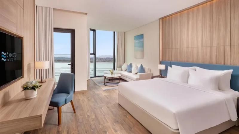 Best Luxury Hotels in Ha Long Bay,Best Luxury Hotels in HaLong Bay,luxury hotel in Halong Bay