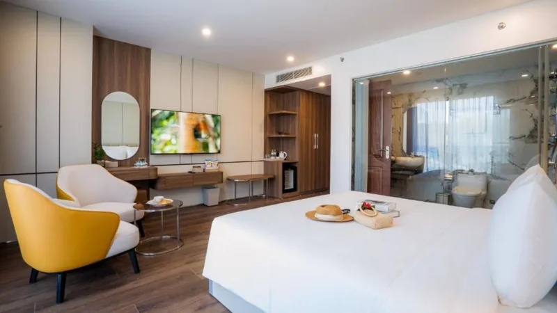 Best Luxury Hotels in Ha Long Bay,Best Luxury Hotels in HaLong Bay,luxury hotel in Halong Bay