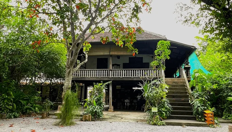 Visit the Ancient House