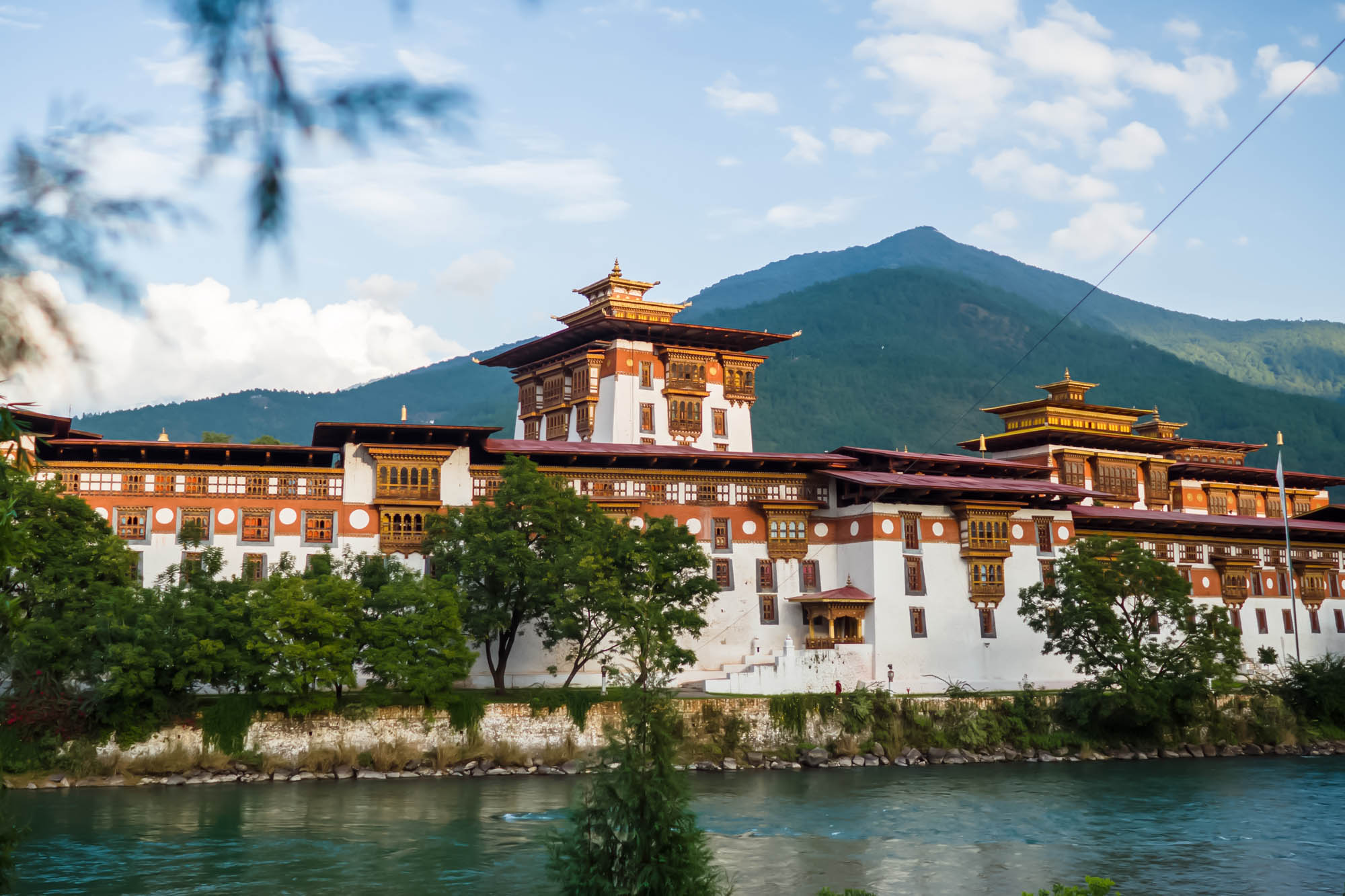 Shopping in Bhutan Unveiled: 7 Must-Visit Shopping Spots (2023)