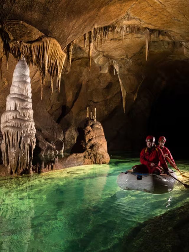 7 Best Meghalaya Caves for Adventure Enthusiasts