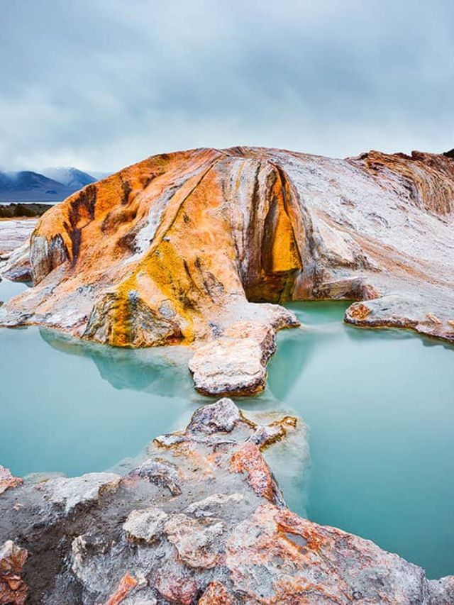 7 Mesmerizing Natural Hot Springs to Soak In the USA