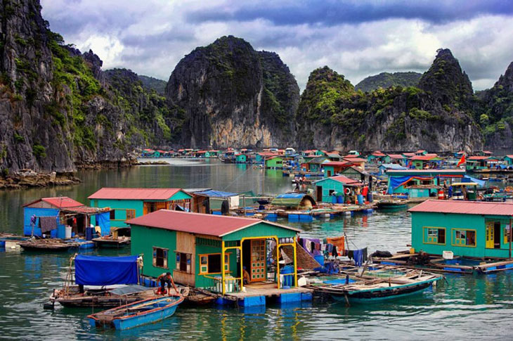 Visit Vung Vieng Fishing Village