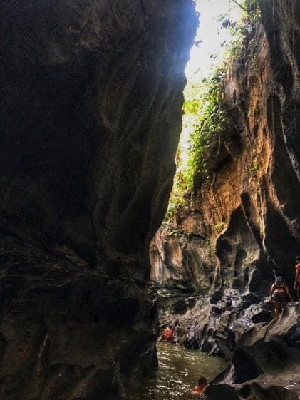 Tegenungan waterfall
