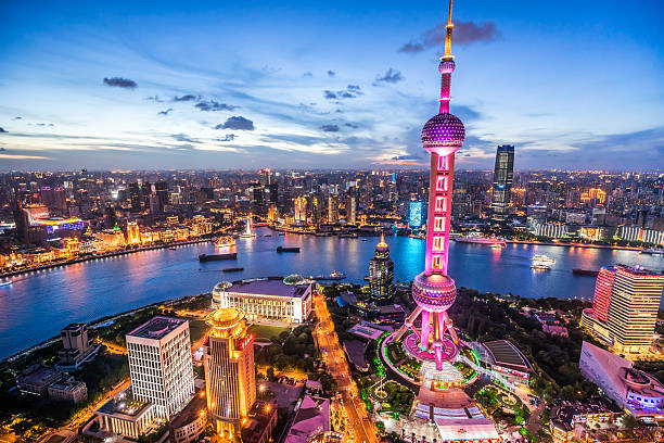 China, Day 8: HELLO, SHANGHAI – NEON, SKYLINE (photo 1 of 2)