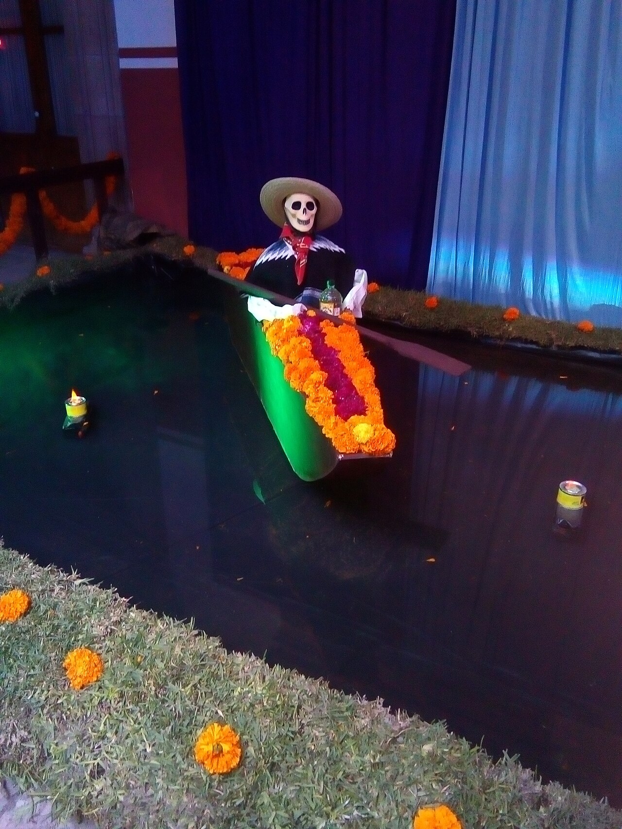 Day Of The Dead travel scene