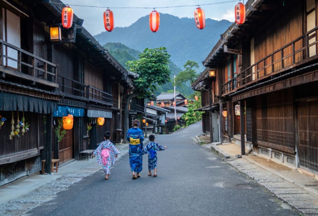 Japan, Day 9: FAREWELL, OR ONWARD TO THE TRAIL (photo 3 of 4)
