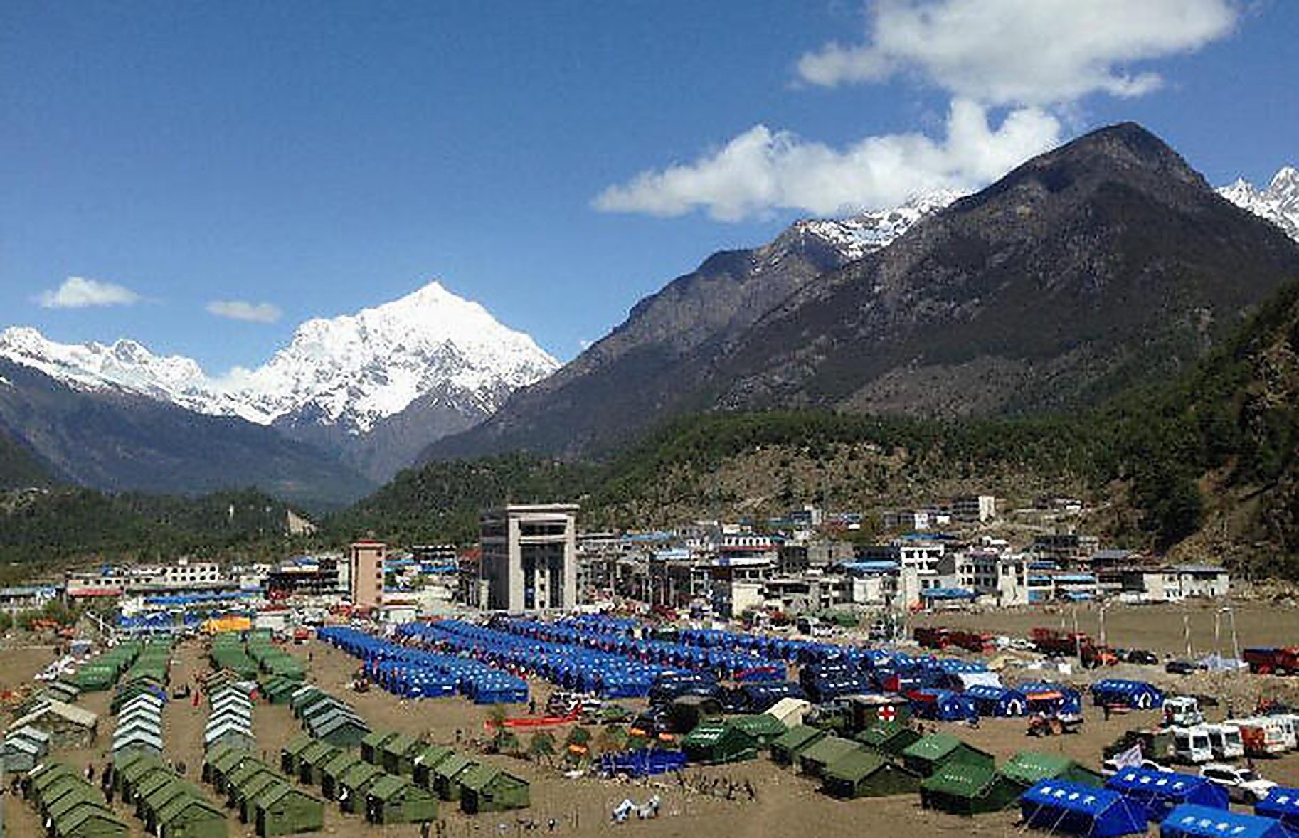 Gyirong town