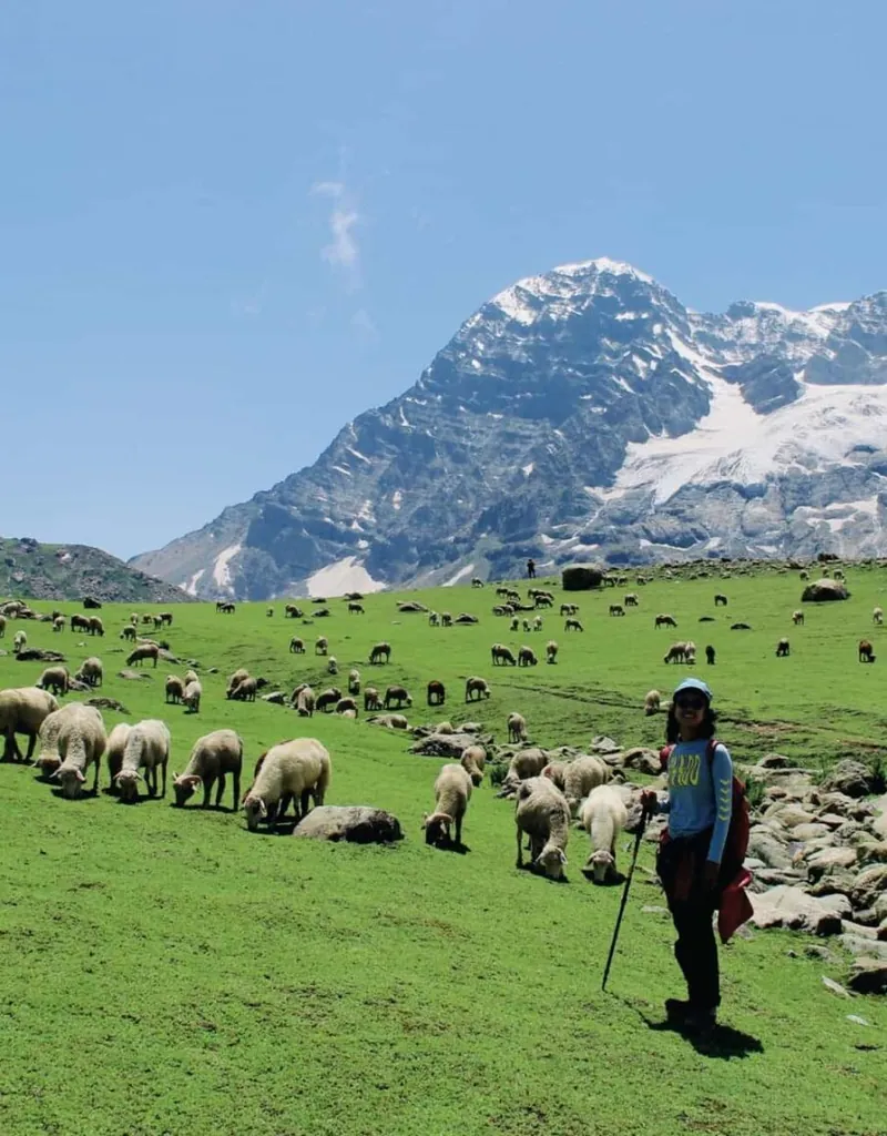 Is Kashmir Greatlakes safe for solo female travel