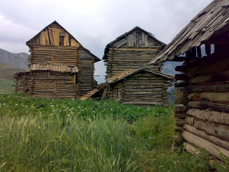 Tulail Valley wooden houses