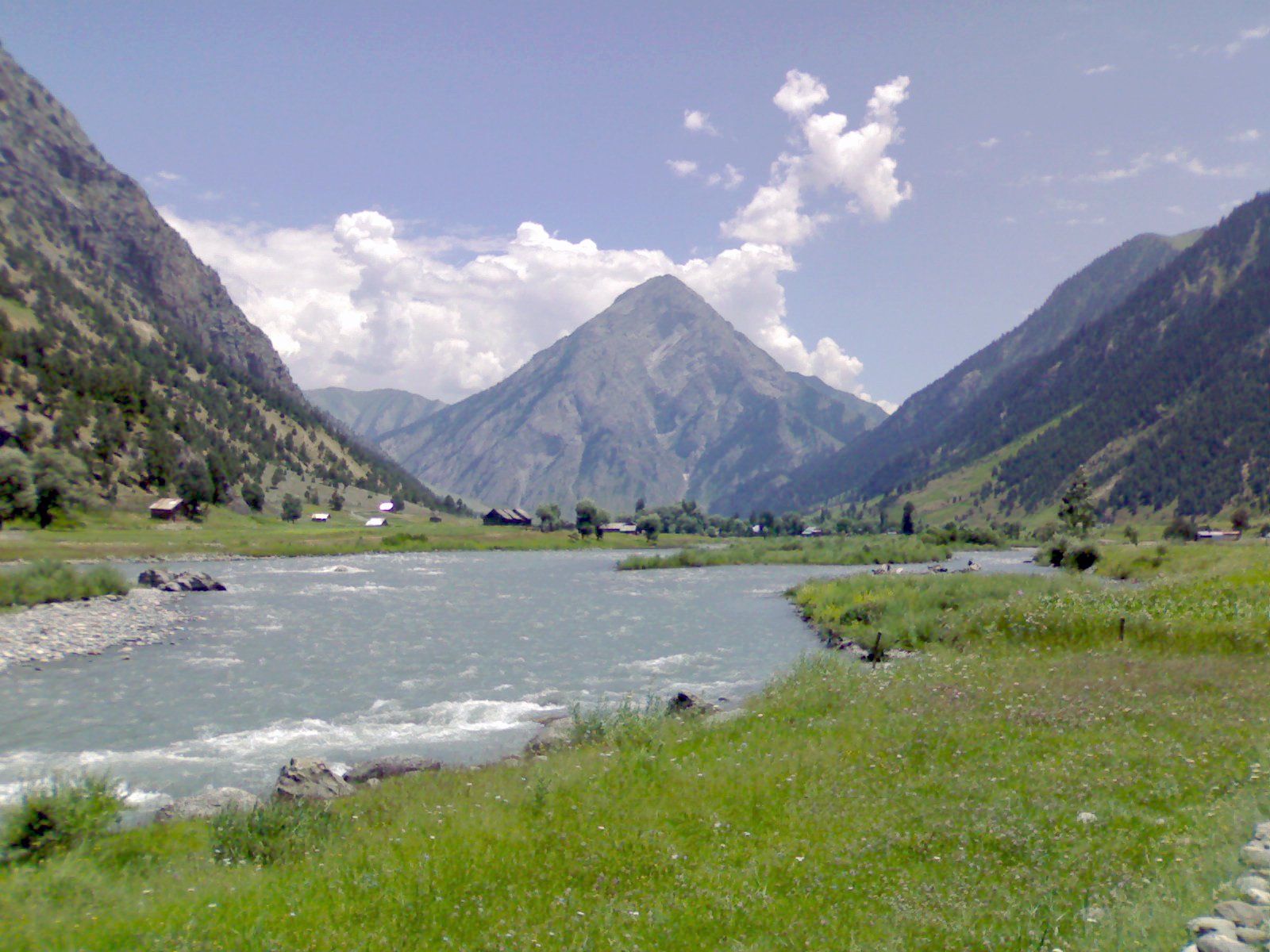 Habba Khatoon Peak