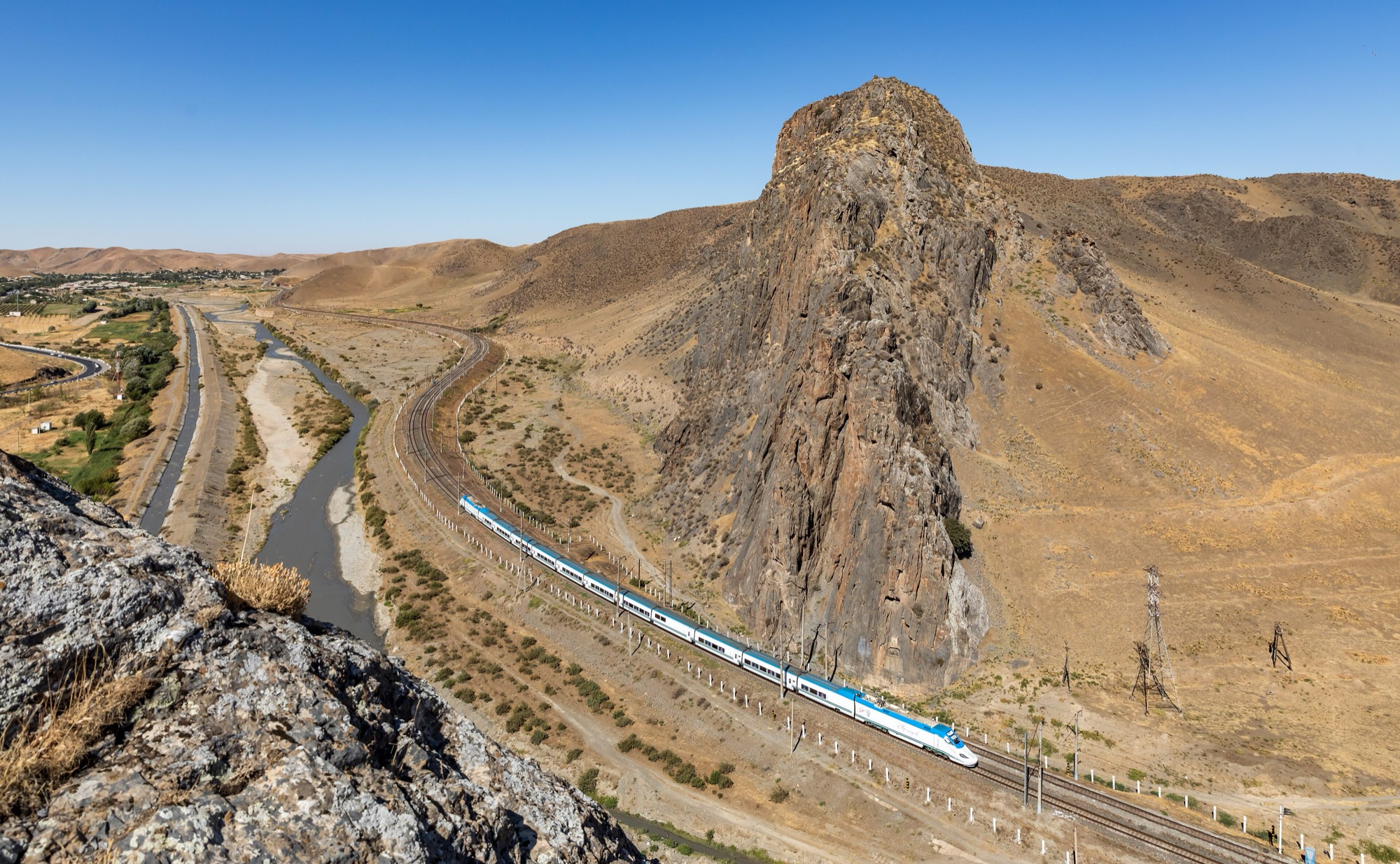 The Afrosiyob crossing open country in Uzbekistan