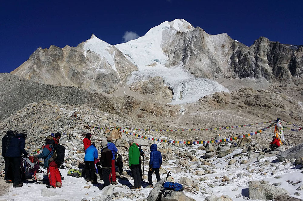 Larkya Peak ascent