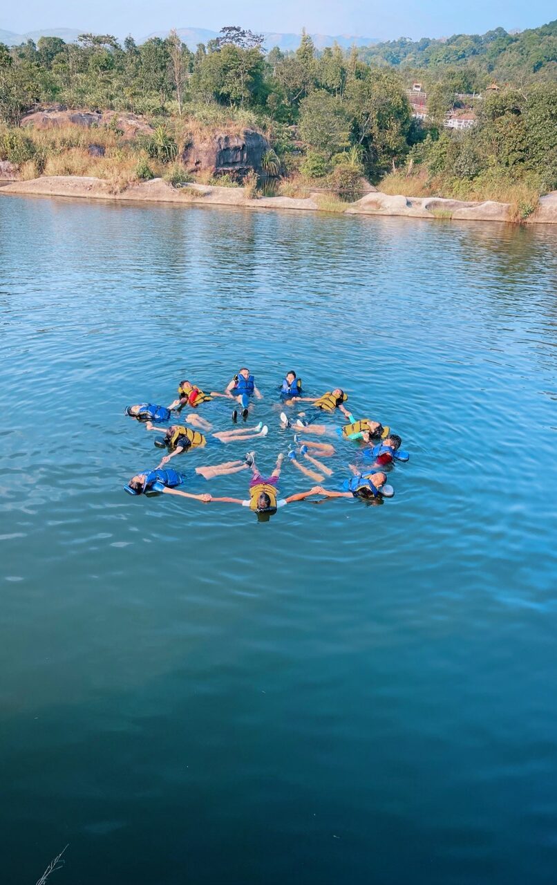 Meghalaya, Day 6: RIVER CANYONING (photo 2 of 3)