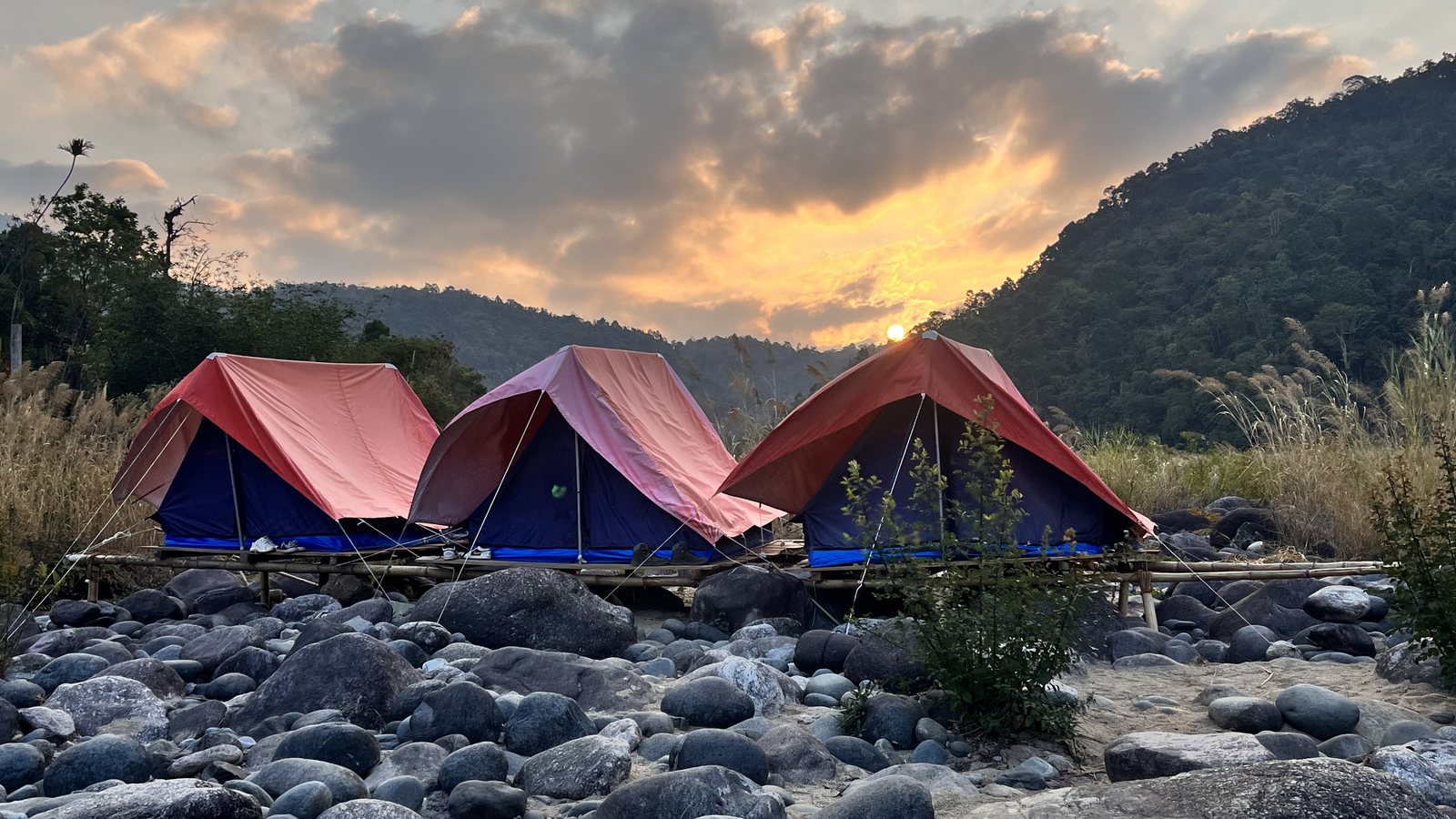 Meghalaya, Day 7, bamboo trek and camping at Shnongpdeng: three tents on the riverbed at sunset