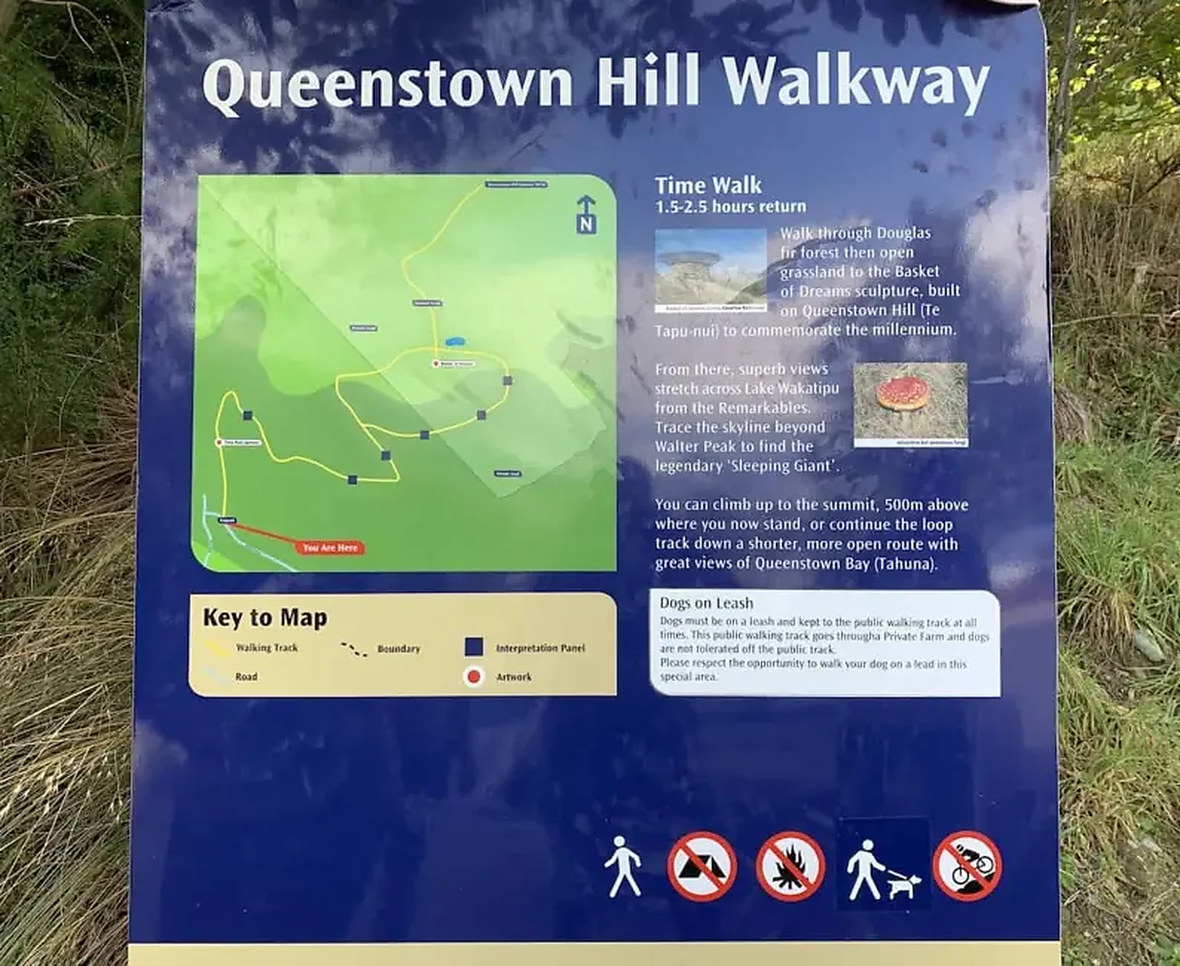 Queenstown evening hike signboard
