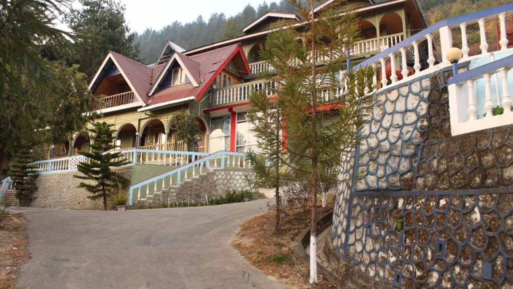 Awoo Resort best hotels in Dirang,places to stay in Dirang