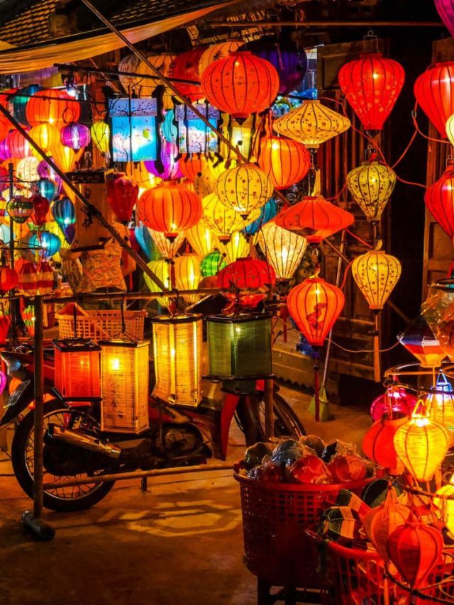 7 Best Markets to Shop for Souvenirs in Hoi An