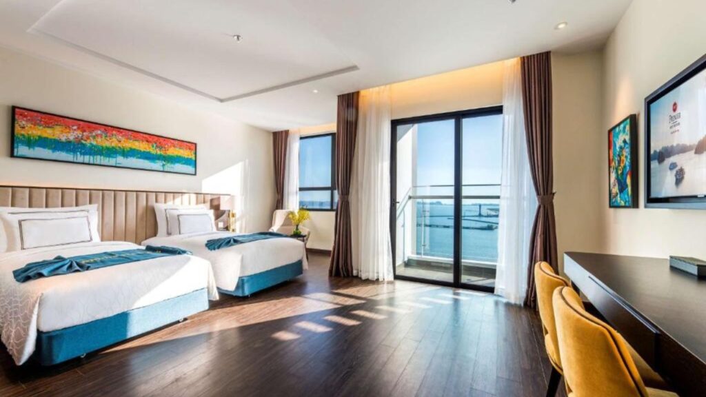 best hotels with private beach in HaLong Bay,hotels with a private beach in Halong Bay,beach hotels in Halong Bay,best beach hotels in Halong Bay,hotels with private beaches in Halong Bay