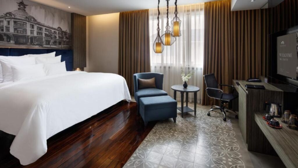 Paradise Suites Hotel best romantic hotels in HaLong Bay,hotels in Halong Bay for couples