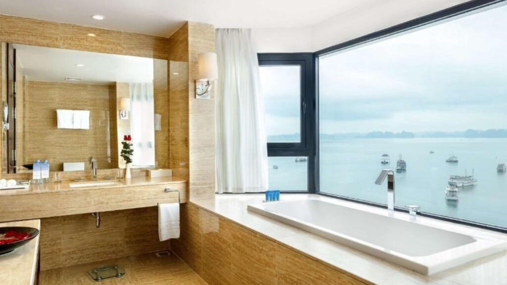 Best Luxury Hotels in Ha Long Bay,Best Luxury Hotels in HaLong Bay,luxury hotel in Halong Bay