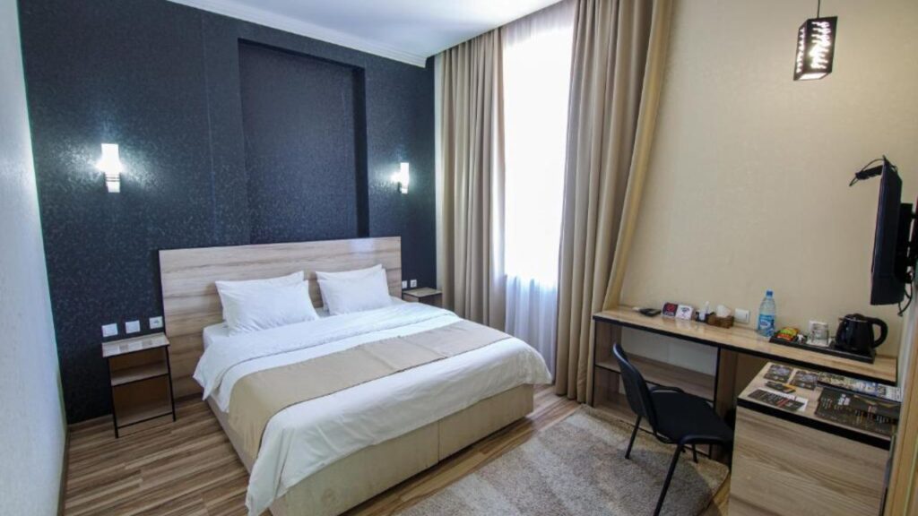 Level Best Hotels in Osh