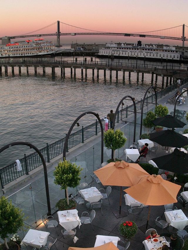 7 Best Waterfront Restaurants in San Francisco