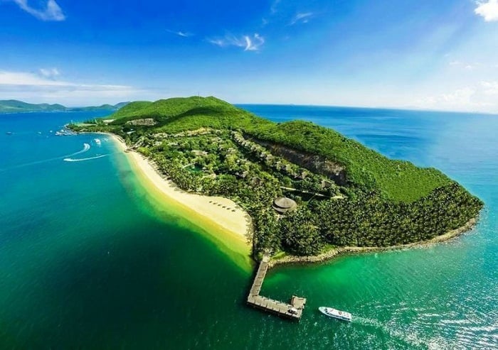 Discover the Beauty of Hon Mun Island
