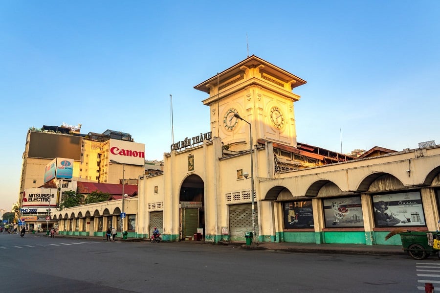 5. Immerse Yourself In The Bustling Ambiance Of Ben Thanh Market