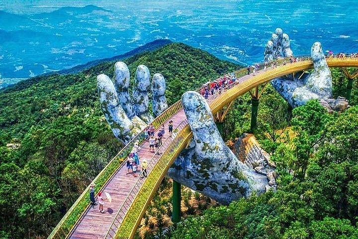 Discover the unique beauty of Ba Na Hills and its Golden Bridge