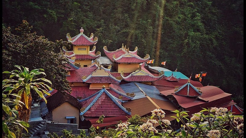 Seeking Spiritual Serenity at Suoi Do Pagoda