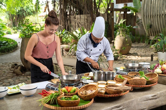 Share A Traditional Vietnamese Cooking Class