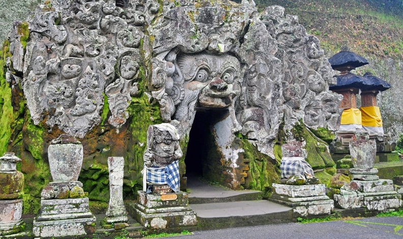 Elephant Cave Temple (Goa Gajah)
