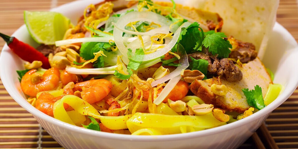 Mi Quang (Quang-Style Noodles)