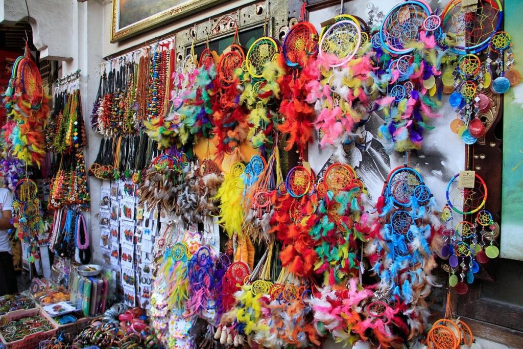 Sukawati Art Market: Traditional Souvenirs and Bargaining Delights