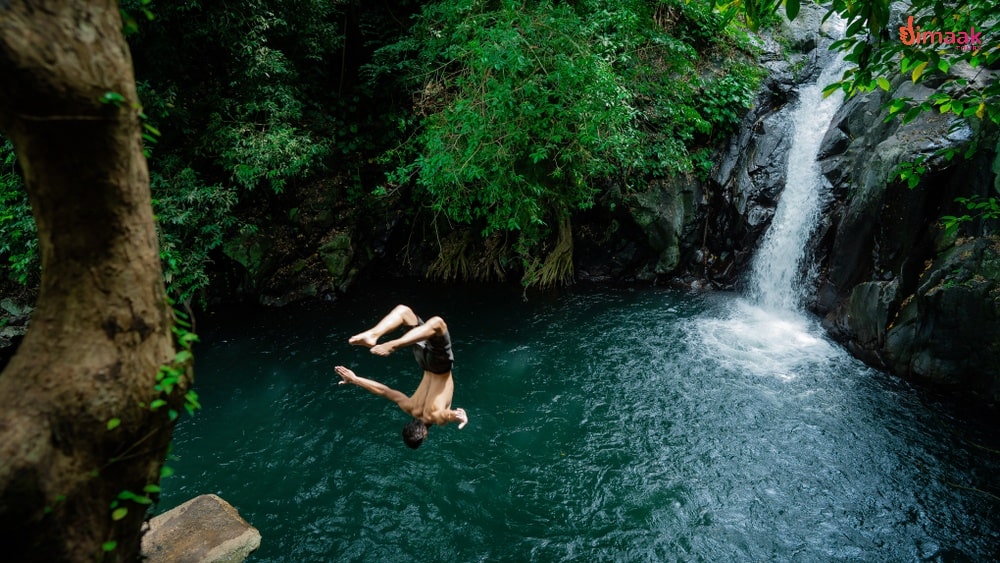  Discover Hidden Waterfalls at Bali: Rock Climbing Adventures