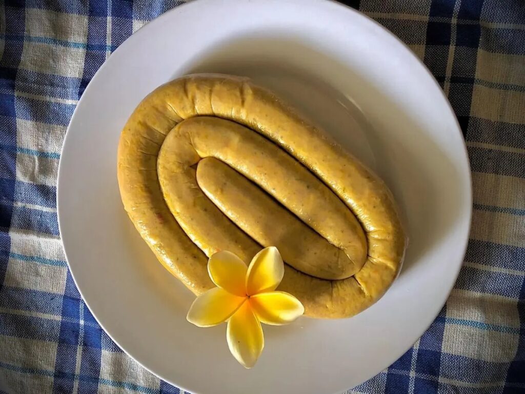  Ururtan Sausage: A Unique Balinese Delicacy