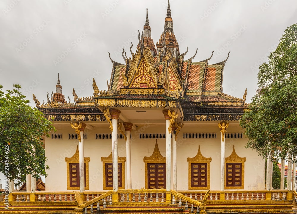Discover The Serenity Of Buddhist Temples In The Area