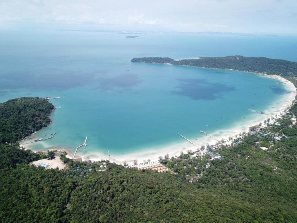 Saracen Bay, Koh Rong Samloem