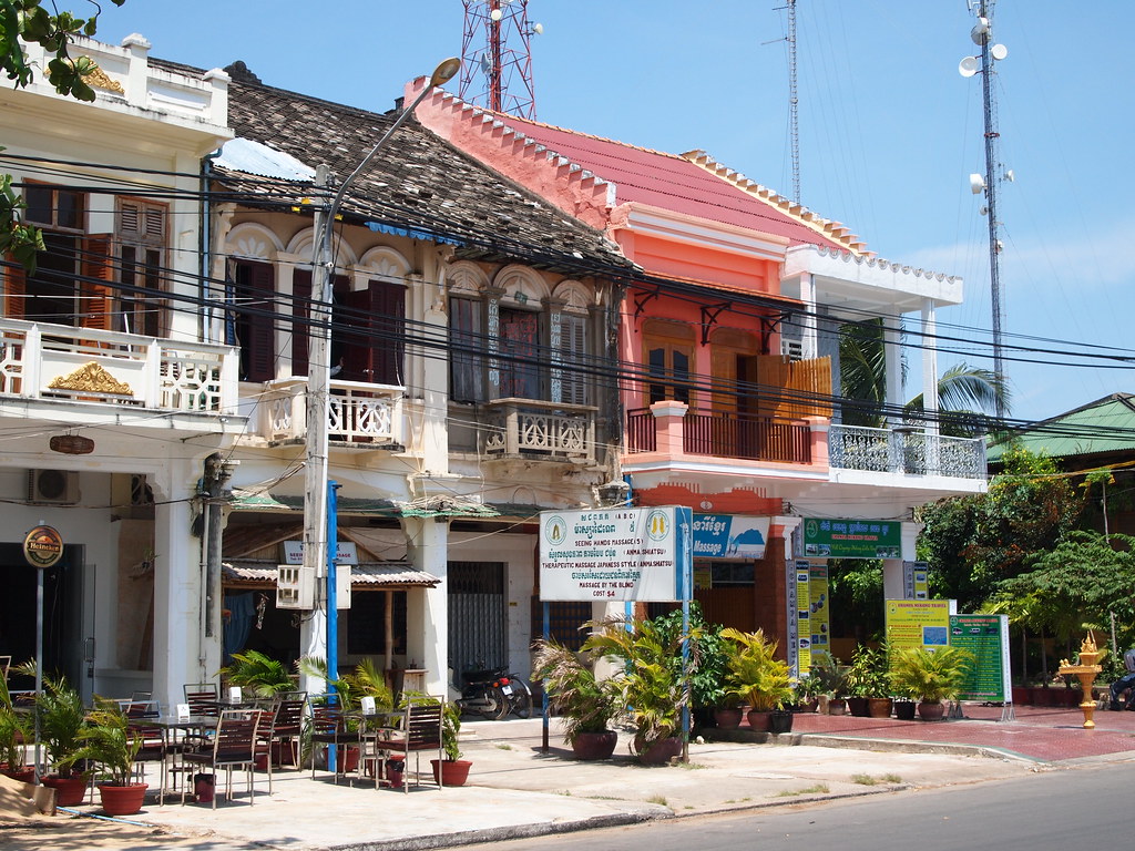 Explore the Colonial Architecture