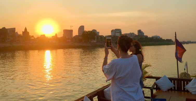 Take a sunset stroll along the Tonle Sap Riverfront